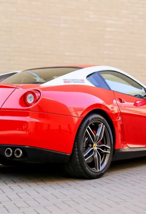 glänzende Karosserie